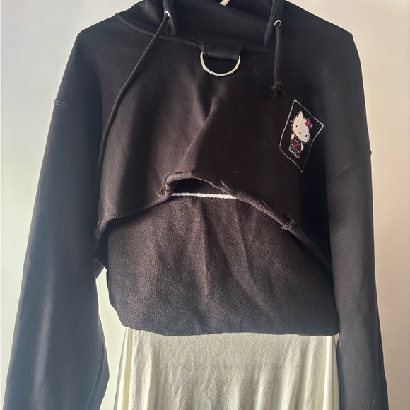 Black Dolls Kill Hello Kitty Cropped Hoodie chains not included - Picture 3 of 6